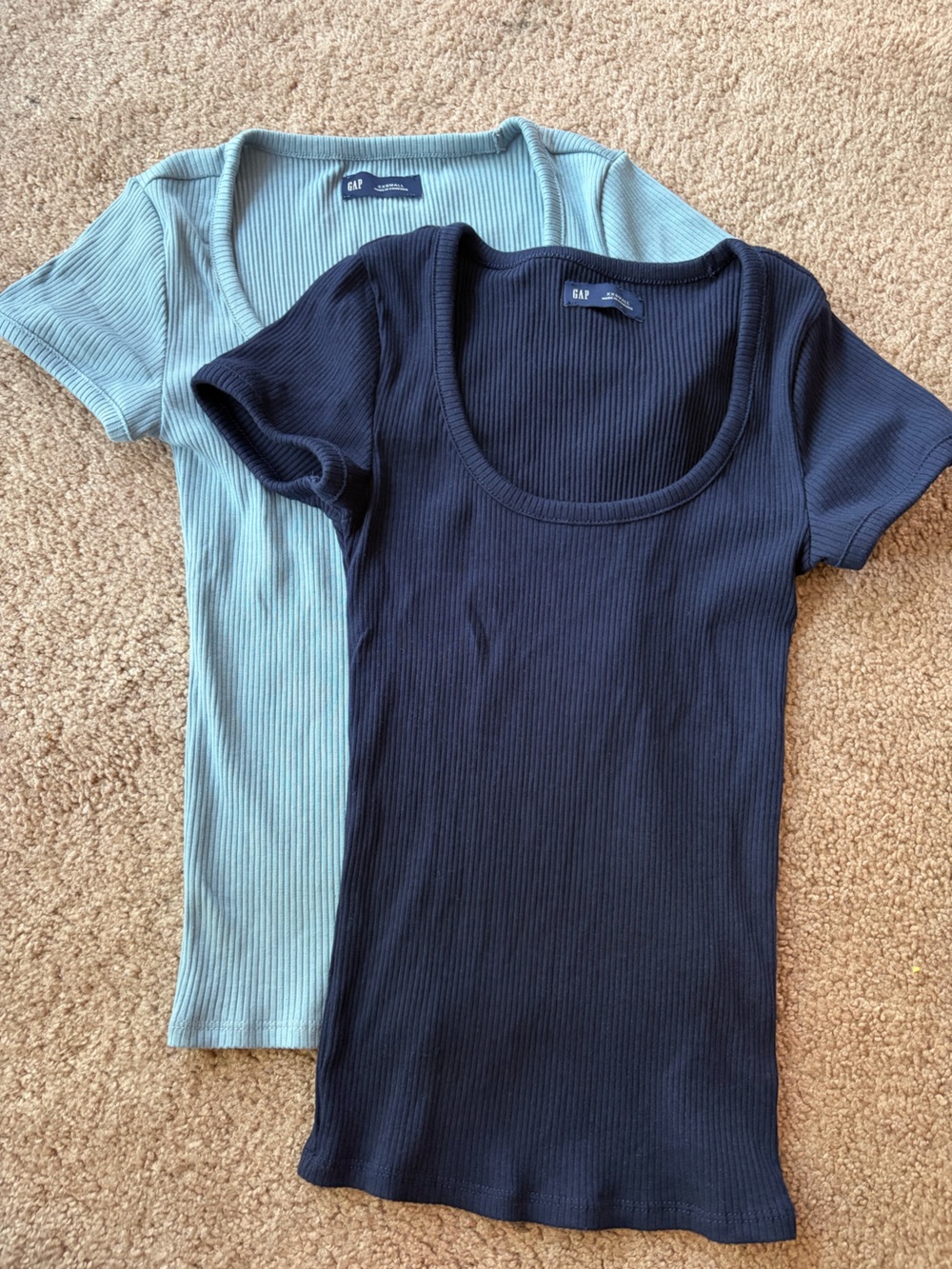 2 Pairs GAP Modern Compact Rib Scoop Crop TShirt Navy / New England Sky Blue XS
